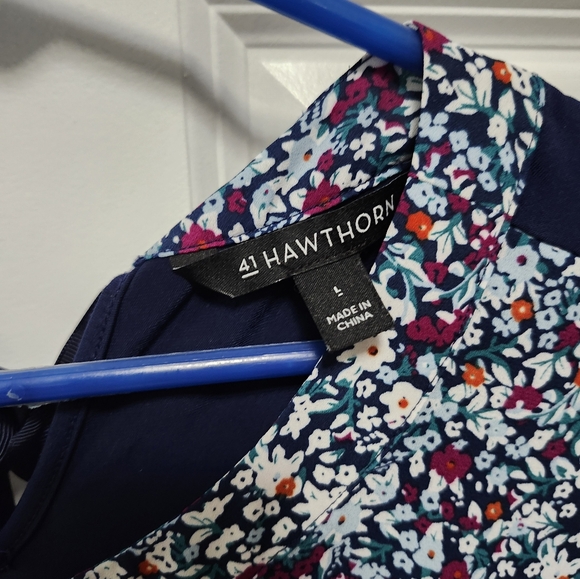 Top - Picture 3 of 5